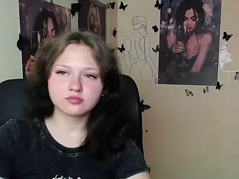 LadyAlice  online show from June 30, 2026, 6:03 am