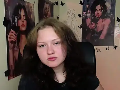 LadyAlice  online show from July 14, 2026, 6:07 am