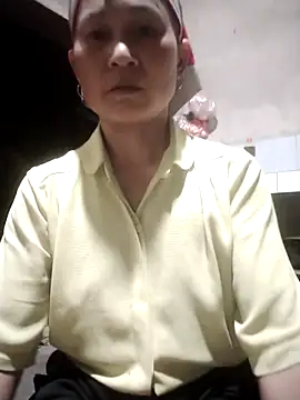 phlin1 online show from May 24, 2026, 9:42 pm