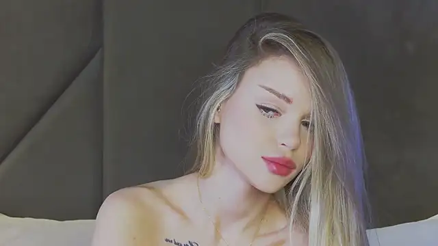 MarilynNova online show from July 3, 2026, 5:25 am