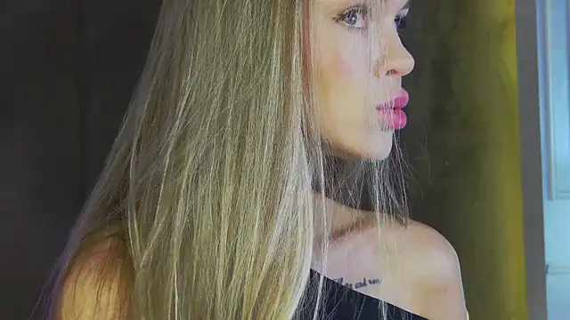 MarilynNova online show from July 16, 2026, 4:29 am
