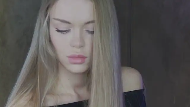 MarilynNova online show from July 26, 2026, 5:59 am