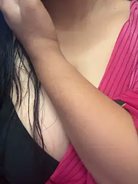 annanya01 online show from June 18, 2026, 12:42 pm