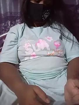 ANNA HOT111 online show from June 18, 2026, 4:33 pm