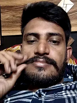 krishjaat43 online show from May 3, 2026, 8:09 am