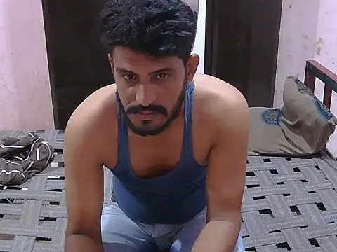 krishjaat43 online show from May 16, 2026, 10:36 am
