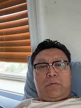 Snapshot of tashaninlife chatting on June 1, 2026, 2:52 pm tashaninlife online show from June 1, 2026, 2:52 pm