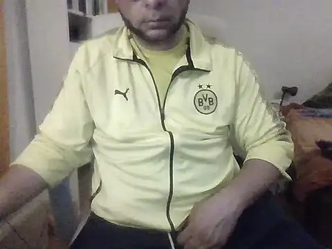 SmokedAlloy2 online show from July 15, 2026, 11:43 pm