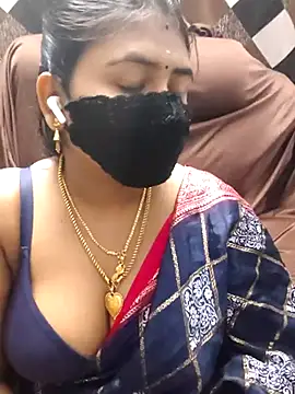 Snapshot of Tamil_Lotus chatting on July 8, 2026, 5:39 pm Tamil Lotus online show from July 8, 2026, 5:39 pm