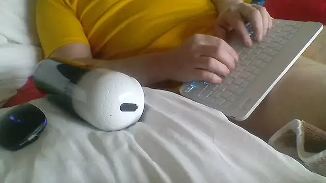 hnhgay online show from June 14, 2026, 1:02 pm