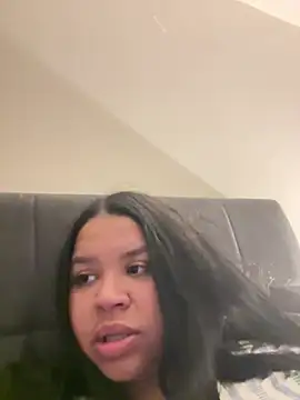 Curvyhot1315 online show from July 26, 2026, 2:20 am