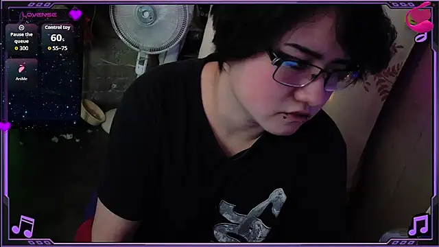 Ftm Bunny online show from June 7, 2026, 10:24 pm