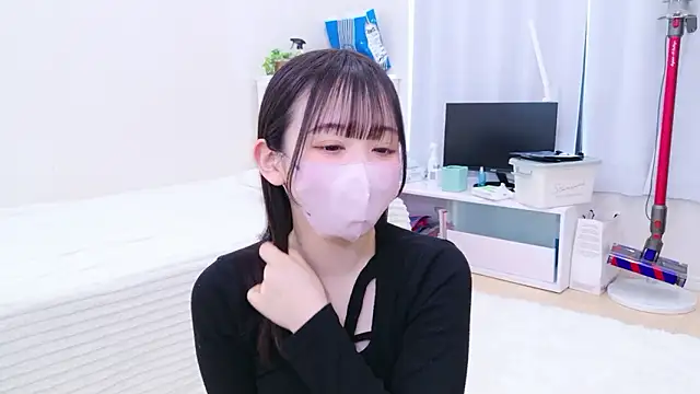 Snapshot of o-AKANE-o chatting on April 26, 2026, 6:11 am o-AKANE-o online show from April 26, 2026, 6:11 am