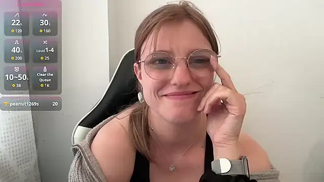 Snapshot of BustyKellyXXX chatting on June 10, 2026, 3:00 pm BustyKellyXXX online show from June 10, 2026, 3:00 pm