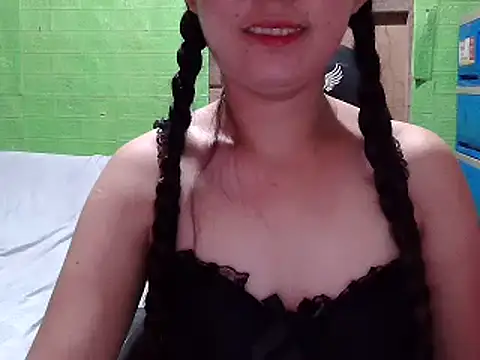 Snapshot of lucky_rona chatting on June 19, 2026, 12:31 pm lucky rona online show from June 19, 2026, 12:31 pm