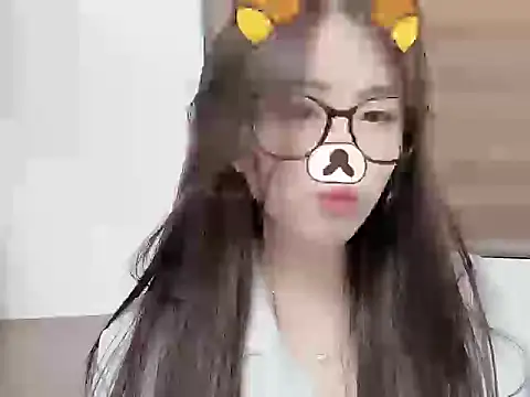 Amelia-babee online show from September 23, 2025, 12:41 pm