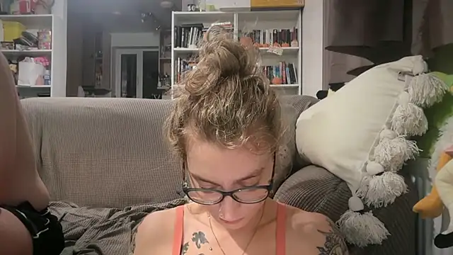 harleyblair online show from June 24, 2026, 10:20 pm
