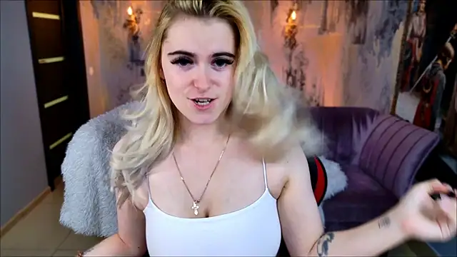 Snapshot of Stef_Nicks chatting on July 9, 2026, 5:11 am Stef Nicks online show from July 9, 2026, 5:11 am
