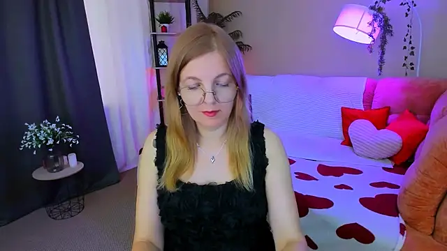 YourUniverser online show from July 20, 2026, 5:33 am