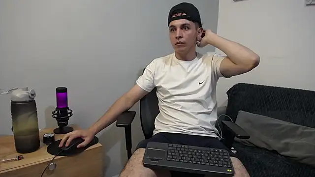 Andres 69 Fantasy online show from July 5, 2026, 11:01 pm