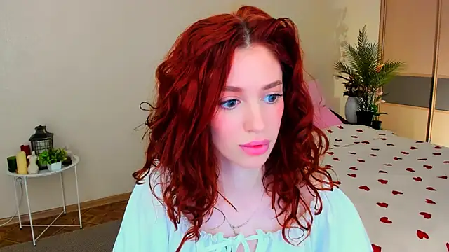 Snapshot of ChristinaConteeree chatting on June 26, 2026, 8:24 pm ChristinaConteeree online show from June 26, 2026, 8:24 pm
