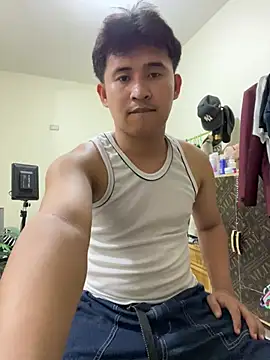 Snapshot of Adim-pinoy146 chatting on June 25, 2026, 5:34 am Adim-pinoy146 online show from June 25, 2026, 5:34 am