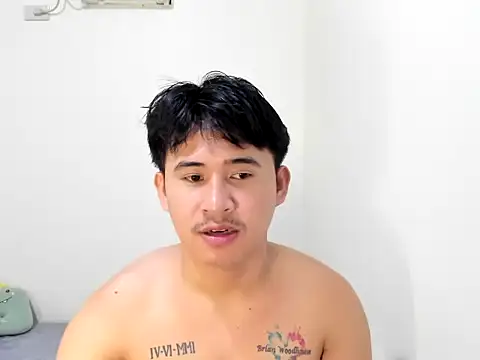 Snapshot of Adim-pinoy146 chatting on July 4, 2026, 4:18 am Adim-pinoy146 online show from July 4, 2026, 4:18 am