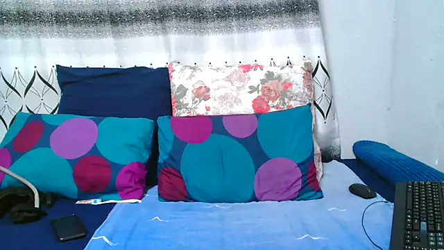 ChubbyBoobsxxx online show from May 21, 2026, 5:25 am