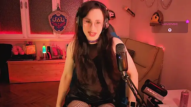 Zesty Peach online show from June 14, 2026, 3:08 am