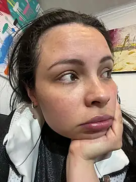 Megan 05  online show from May 23, 2026, 7:29 pm