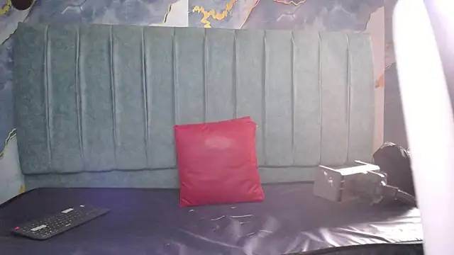 Megara 25 online show from July 3, 2026, 1:17 pm