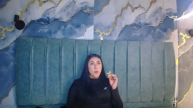Megara 25 online show from July 15, 2026, 2:33 pm