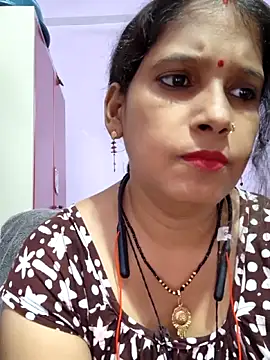 Snapshot of Sonalihot_ chatting on July 1, 2026, 8:27 am Sonalihot online show from July 1, 2026, 8:27 am