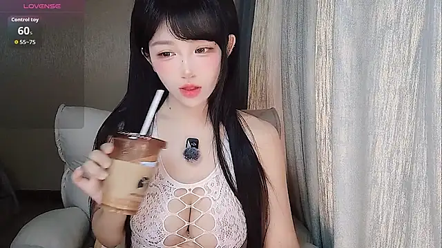 Coco--01 online show from July 31, 2026, 1:49 am