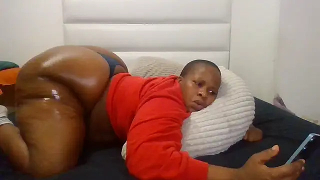 Snapshot of SexyNonnyy chatting on May 1, 2026, 2:27 am SexyNonnyy online show from May 1, 2026, 2:27 am