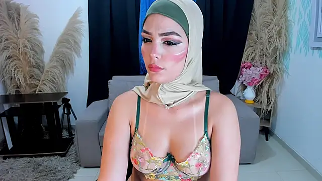 SofiaRivera1 online show from July 31, 2026, 7:35 pm