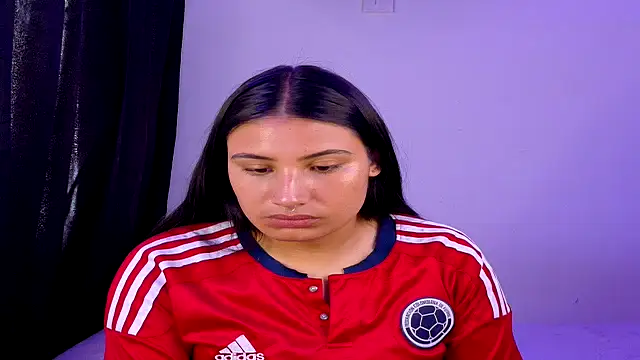 Snapshot of Linda_andrew chatting on June 23, 2026, 4:27 pm Linda andrew online show from June 23, 2026, 4:27 pm