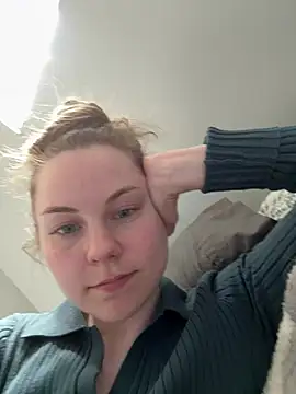 charliejustforu online show from June 8, 2026, 7:47 pm