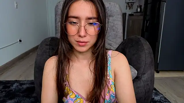 Adhara Kitten online show from May 16, 2026, 3:11 pm