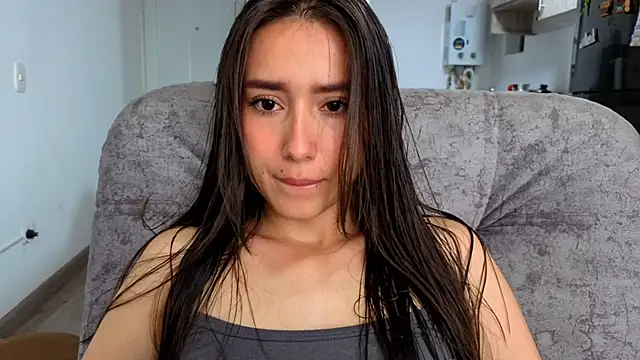 Adhara Kitten online show from May 25, 2026, 1:50 pm