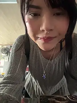 TatiLee online show from July 8, 2026, 3:27 pm