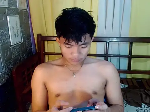 mostwantedtwink online show from July 6, 2026, 7:05 pm