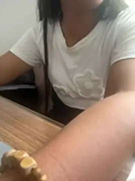 Pilipinalyn23 online show from July 29, 2026, 3:04 am