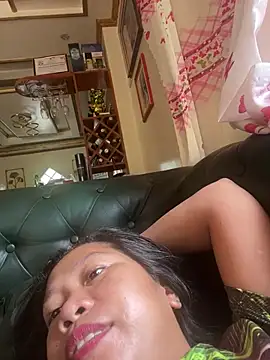 Pilipinalyn23 online show from August 5, 2026, 4:48 am