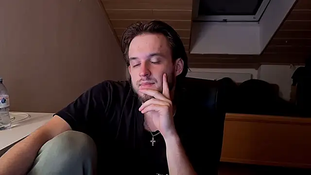Bez3ybik online show from July 7, 2026, 8:46 pm