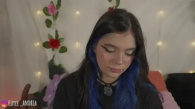 Snapshot of cutee_andrea chatting on June 18, 2026, 3:29 am cutee andrea online show from June 18, 2026, 3:29 am