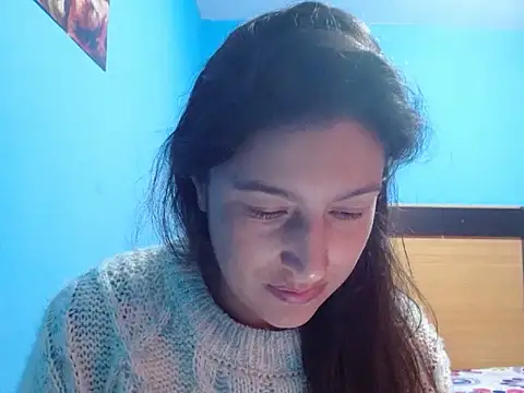 Snapshot of SarahFriendly chatting on April 24, 2026, 2:41 pm SarahFriendly online show from April 24, 2026, 2:41 pm
