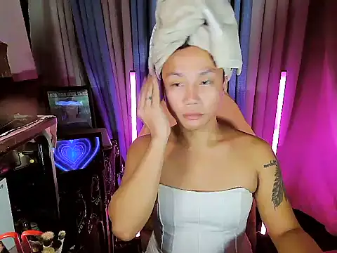 Snapshot of YourNikkieXxx chatting on June 12, 2026, 3:22 pm YourNikkieXxx online show from June 12, 2026, 3:22 pm