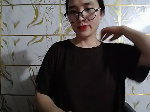 Snapshot of Lyzizi_lovely09 chatting on July 21, 2026, 9:44 am Lyzizi lovely09 online show from July 21, 2026, 9:44 am