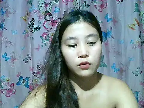 Snapshot of SexyAsianPussy4u chatting on July 17, 2026, 11:53 pm SexyAsianPussy4u online show from July 17, 2026, 11:53 pm